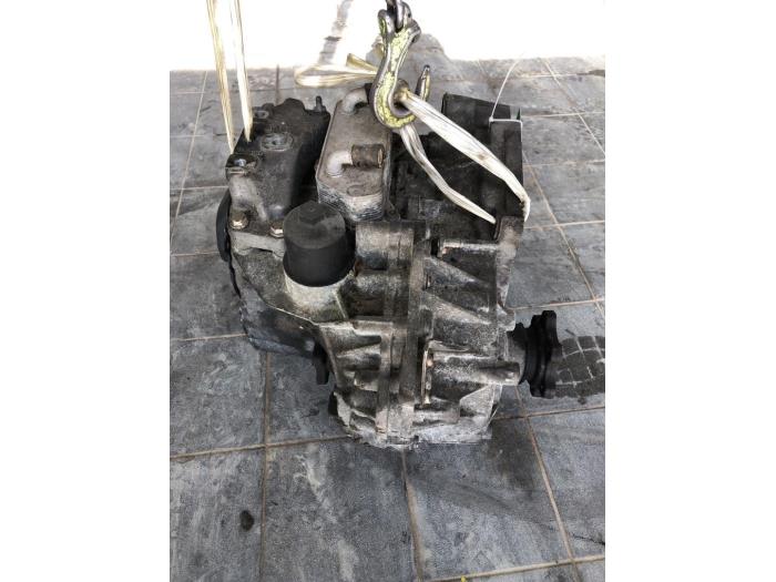 Gebrauchte Getriebe Volkswagen Passat Variant (3C5) 2.0 TDI 16V 140 Preis € 786,45 Margenregelung angeboten von Wessel Parts & Service B.V.