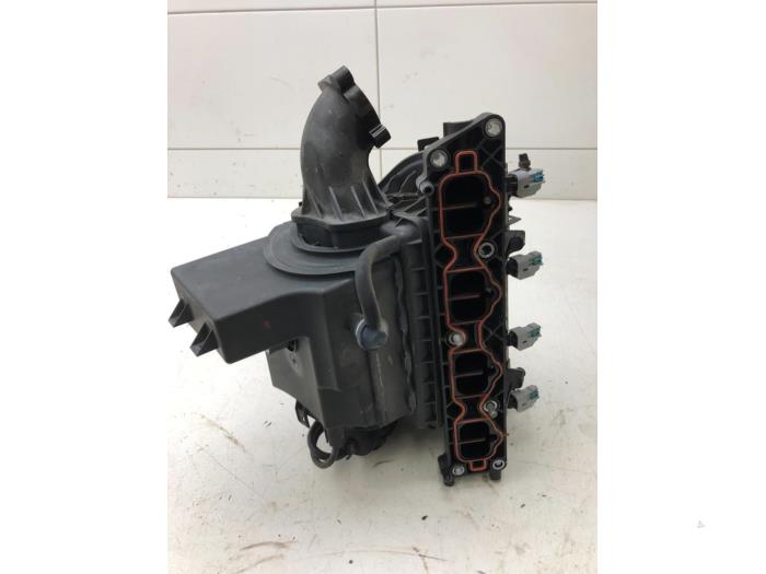 Intake manifold Chevrolet Cruze SW 1.6 16V VVT 55578682 LDE