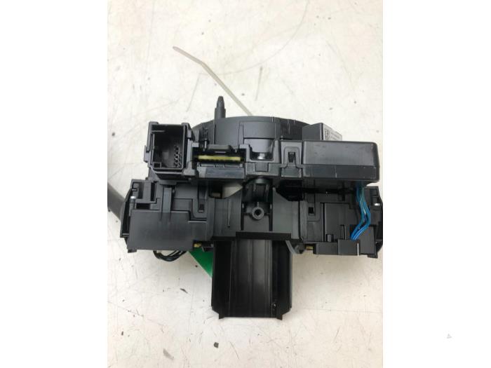 Interruptor combinado columna de dirección de un Volkswagen Caddy Combi V (SBB/SBJ) 2.0 TDI BlueMotionTechnology 2020