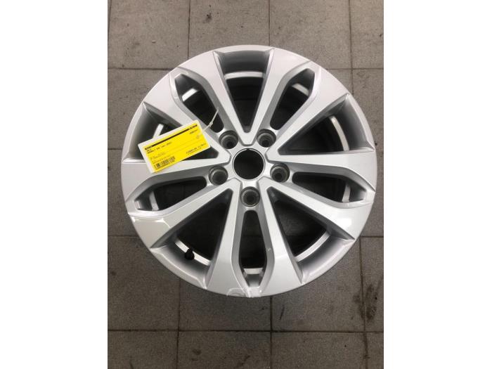 Wheel from a Renault Zoé (AG) R110 2020