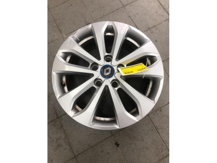 Wheel from a Renault Zoé (AG) R135 2020