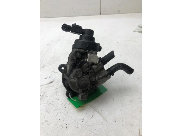 Begagnade Dieselpump Volkswagen Caddy Combi V (SBB/SBJ) 2.0 TDI BlueMotionTechnology Pris € 471,45 Marginaltabell erbjuds av Wessel Parts & Service B.V.