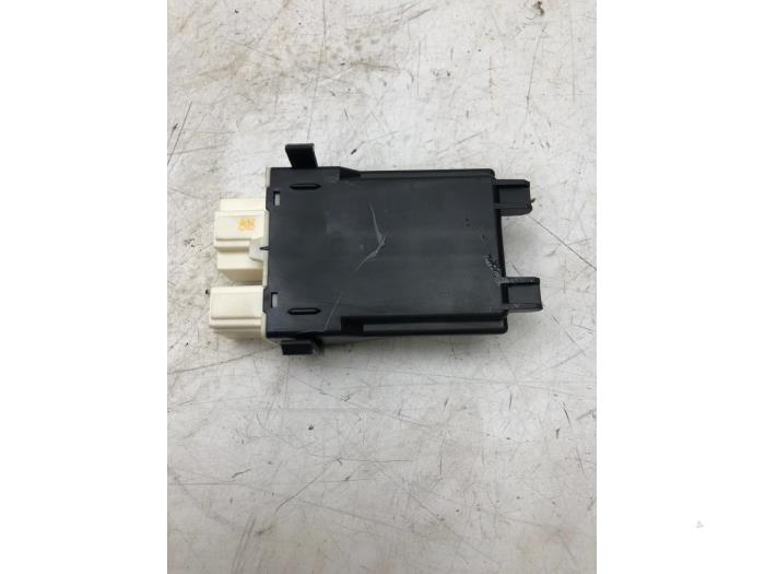 Usagé Module (divers) Mercedes GLC (X253) 2.0 C-220d 16V 4-Matic Prix € 82,95 Règlement à la marge proposé par Wessel Parts & Service B.V.