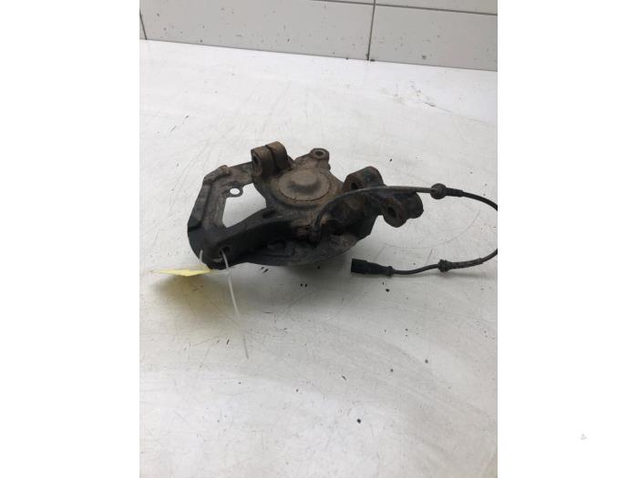 Knuckle, front left from a Renault Twingo III (AH) 0.9 Energy TCE 93 12V 2019