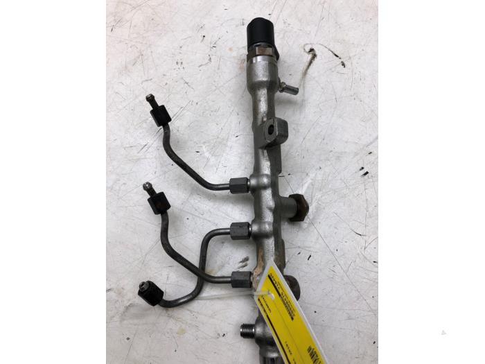 Gebrauchte Einspritzdüse (Einspritzer) Kia Sportage (QL) 1.6 CRDi 16V 136 Preis € 156,45 Margenregelung angeboten von Wessel Parts & Service B.V.