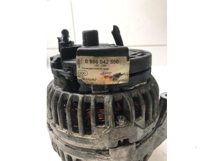 Usagé Dynamo Mercedes C (W203) 2.0 C-200K 16V Prix € 78,75 Règlement à la marge proposé par Wessel Parts & Service B.V.