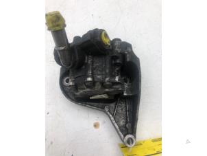 Used Power steering pump BMW 3 serie (E90) 320d 16V Price € 49,00 Margin scheme offered by Autobedrijf G.H. Wessel B.V.