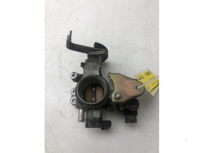 Gebrauchte Drosselklappengehäuse Daihatsu Sirion 2 (M3) Preis € 40,95 Margenregelung angeboten von Wessel Parts & Service B.V.