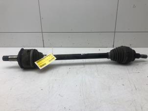 Used Drive shaft, rear right Mercedes V (447.8) 2.1 250 BlueTEC, 250 d 16V 4-Matic Price € 149,00 Margin scheme offered by Autobedrijf G.H. Wessel B.V.