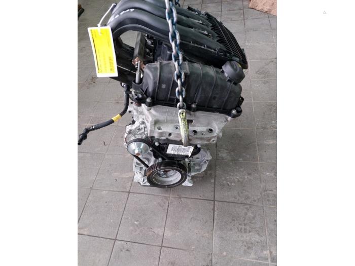 Motor van een Opel Corsa F (UB/UH/UP) 1.2 12V 75 2022