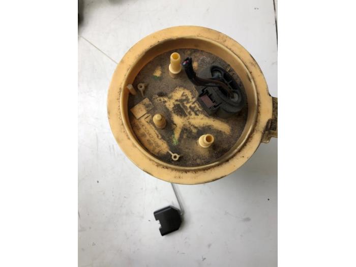 Usagé Pompe d'injection Volkswagen Passat Variant (365) 2.0 TDI 16V 140 Prix € 61,95 Règlement à la marge proposé par Wessel Parts & Service B.V.