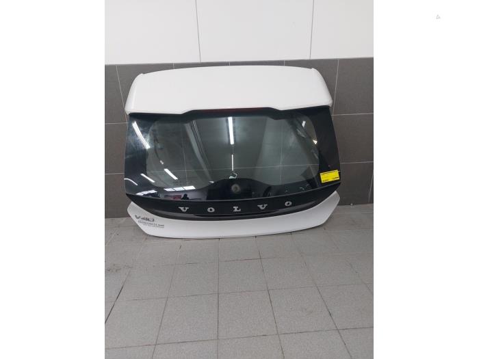 Begagnade Baklucka Volvo V40 (MV) 1.6 T2 GTDi 16V Pris € 261,45 Marginaltabell erbjuds av Wessel Parts & Service B.V.