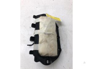 Usagé Airbag droite (tableau de bord) Citroen C3 Aircross I (2C/2R) 1.5 BlueHDi 100 Prix € 299,00 Règlement à la marge proposé par Autobedrijf G.H. Wessel B.V.