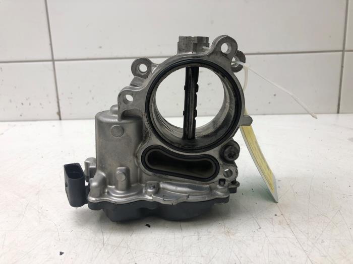 Gebrauchte Drosselklappengehäuse Skoda Superb (3V3) 2.0 TDI Preis € 51,45 Margenregelung angeboten von Wessel Parts & Service B.V.