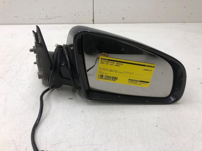 Wing mirror, right from a Audi A4 Avant (B6) 1.9 TDI PDE 130 2004