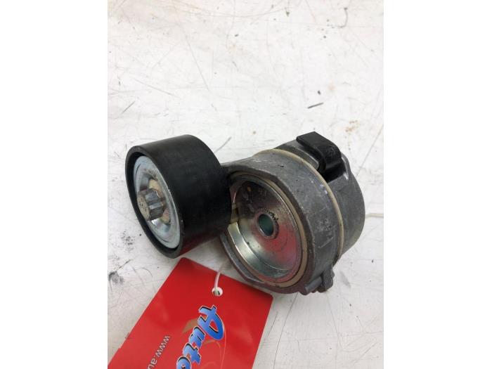 Usados Rodillo tensor correa múltiple Opel Corsa F (UB/UH/UP) 1.2 Turbo 12V 100 Precio € 30,45 Norma de margen ofrecido por Wessel Parts & Service B.V.