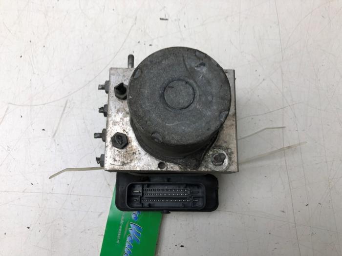 Usagé Pompe ABS Volkswagen Crafter 2.0 TDI 16V Prix € 236,25 Règlement à la marge proposé par Wessel Parts & Service B.V.