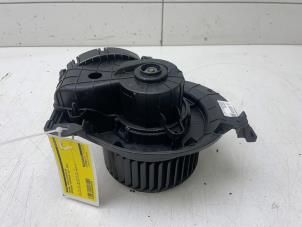 Used Heating and ventilation fan motor Mercedes Sprinter 3,5t (907.6/910.6) 314 CDI 2.1 D RWD Price € 125,00 Margin scheme offered by Autobedrijf G.H. Wessel B.V.