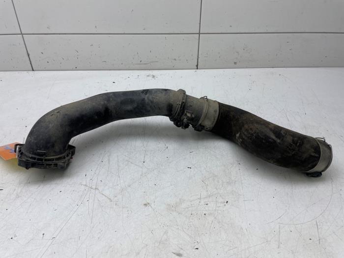 Gebrauchte Intercooler Rohr Mercedes Sprinter 3,5t (907.6/910.6) 314 CDI 2.1 D RWD Preis € 51,45 Margenregelung angeboten von Wessel Parts & Service B.V.