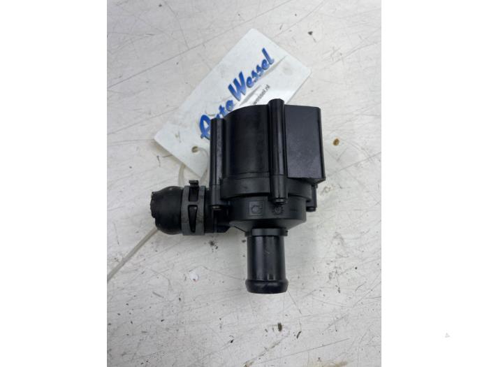 Begagnade Vattenpump Porsche Panamera (971G) 2.9 V6 24V 4 E-Hybrid Pris € 40,95 Marginaltabell erbjuds av Wessel Parts & Service B.V.