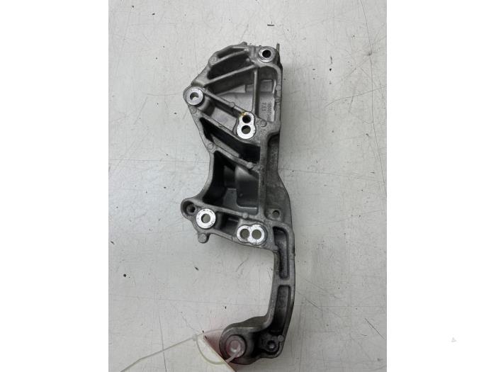 Used Alternator upper bracket Opel Mokka 1.2 Turbo 12V Price € 51,45 Margin scheme offered by Wessel Parts & Service B.V.