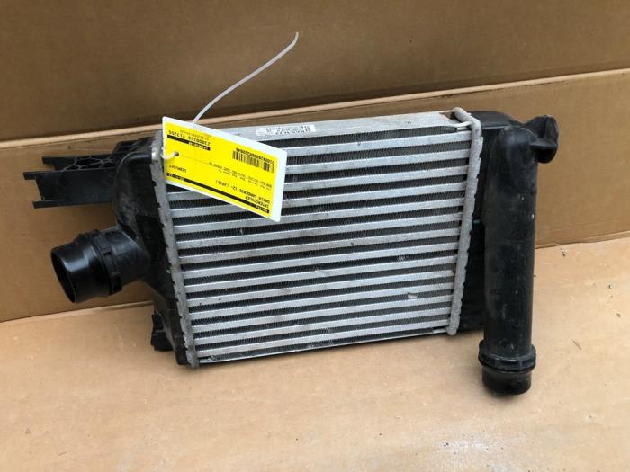 Used Intercooler Dacia Sandero II 0.9 TCE 12V Price € 82,95 Margin scheme offered by Wessel Parts & Service B.V.