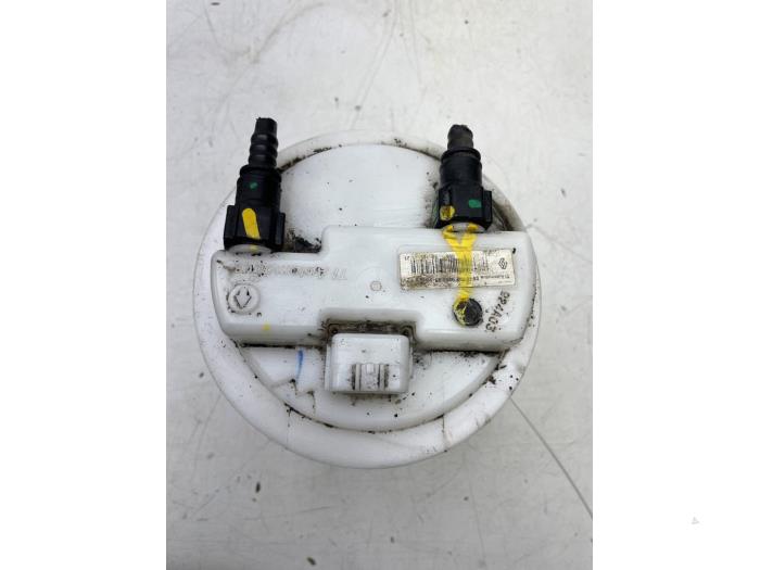 Gebrauchte Kraftstoffpumpe Elektrisch Dacia Sandero II 0.9 TCE 12V Preis € 72,45 Margenregelung angeboten von Wessel Parts & Service B.V.