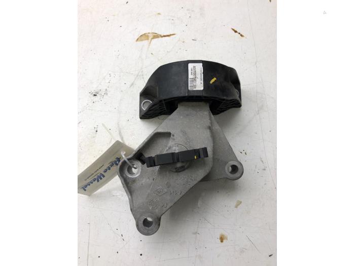 Used Engine mount Dacia Sandero II 0.9 TCE 12V Price € 51,45 Margin scheme offered by Wessel Parts & Service B.V.