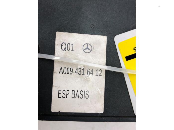 ABS Pumpe van een Mercedes-Benz CLA (117.3) 2.2 CLA-200 CDI 16V 4-Matic 2014