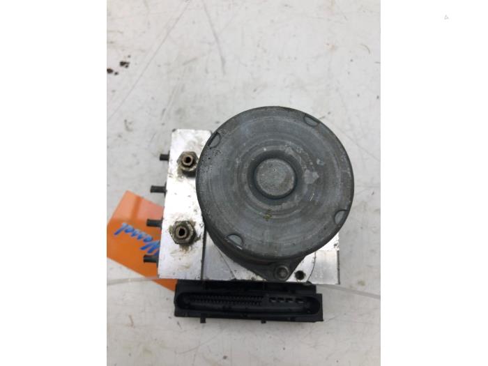 Gebrauchte ABS Pumpe Mercedes B (W245) 2.0 B-200 CDI 16V Preis € 72,45 Margenregelung angeboten von Wessel Parts & Service B.V.