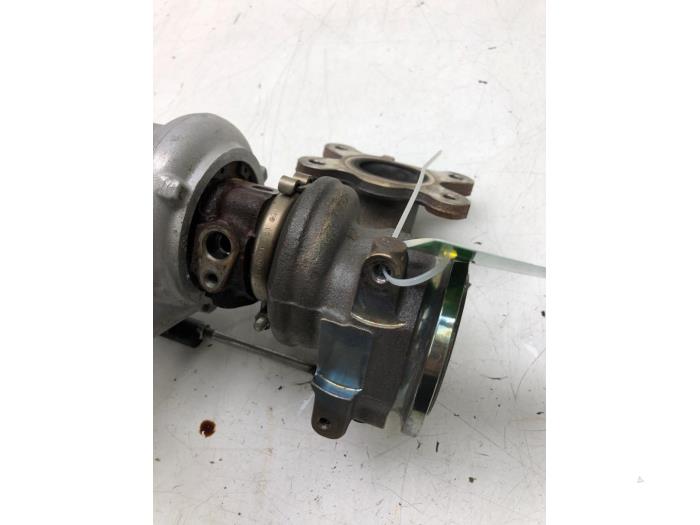 Gebrauchte Turbo Skoda Superb Combi (3V5) 1.4 TSI iV 16V Preis € 471,45 Margenregelung angeboten von Wessel Parts & Service B.V.
