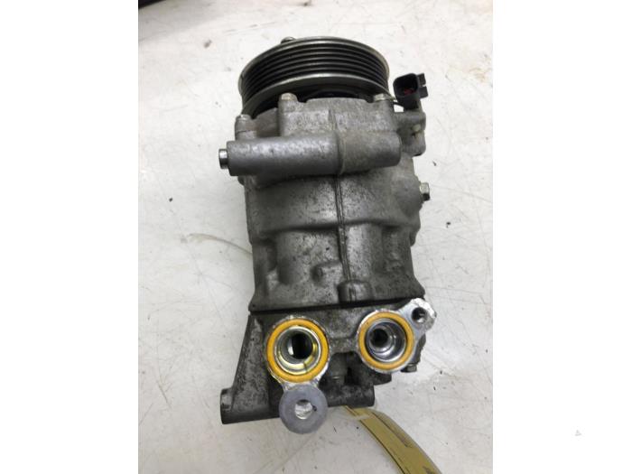 Gebrauchte Klimapumpe Peugeot Boxer (U9) 2.2 HDi 130 Euro 5 Preis € 183,75 Margenregelung angeboten von Wessel Parts & Service B.V.