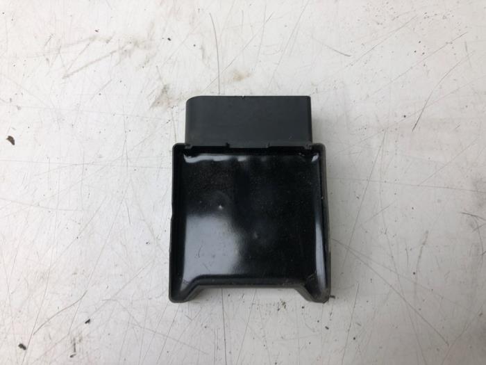 Usagé Module pompe carburant Skoda Superb Combi (3V5) 1.4 TSI iV 16V Prix € 40,95 Règlement à la marge proposé par Wessel Parts & Service B.V.