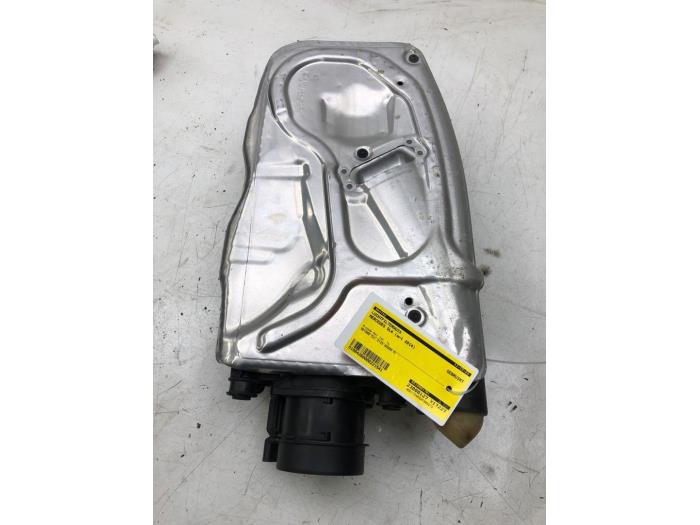 Begagnade Luftfilterhus Mercedes SLK (R172) 2.1 250 CDI, 250d 16V Pris € 61,95 Marginaltabell erbjuds av Wessel Parts & Service B.V.