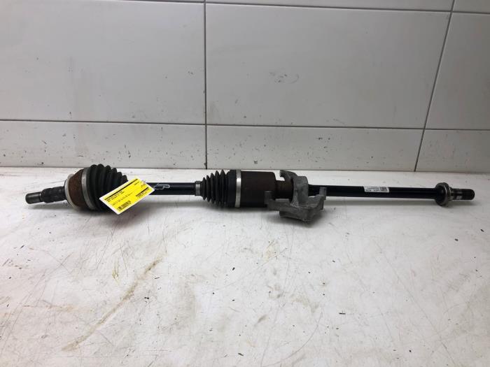 Front drive shaft, right from a Opel Insignia Sports Tourer 2.0 CDTI 16V 2020