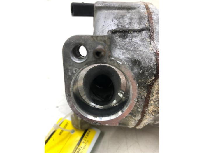 Air conditioning pump from a Skoda Superb Combi (3V5) 2.0 TDI 4x4 2019