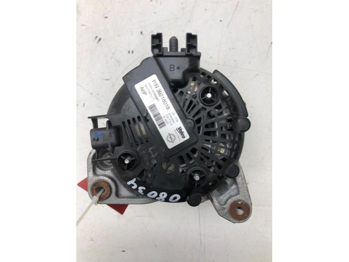 Usagé Dynamo Opel Insignia Sports Tourer 2.0 CDTI 16V Prix € 261,45 Règlement à la marge proposé par Wessel Parts & Service B.V.