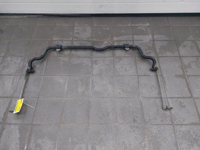 Używane Stabilizator przód Mercedes A (W176) 2.0 A-250 Turbo 16V Cena € 72,45 Procedura marży oferowane przez Wessel Parts & Service B.V.