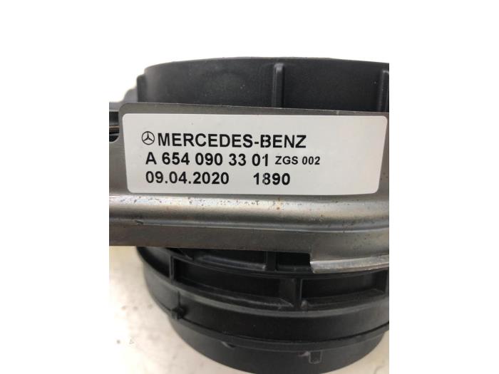 Filtr paliwa z Mercedes-Benz GLB (247.6) 2.0 GLB-200d 2021