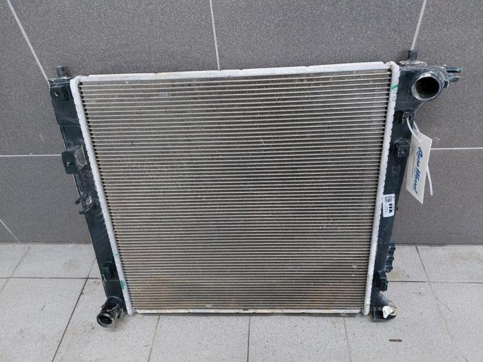 Usagé Radiateur Kia Sportage (QL) 1.6 CRDi 16V 136 Prix € 61,95 Règlement à la marge proposé par Wessel Parts & Service B.V.