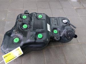 Gebrauchte Adblue Tank Kia Sportage (QL) 1.6 CRDi 16V 136 Preis € 299,00 Margenregelung angeboten von Autobedrijf G.H. Wessel B.V.