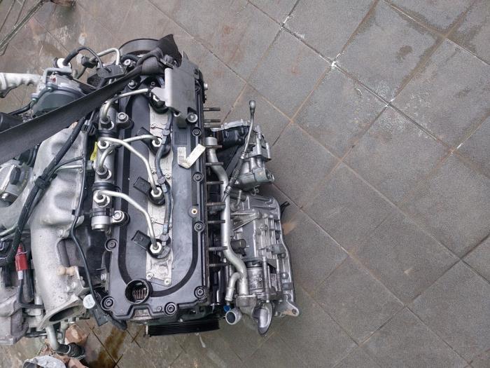 Motor de un Porsche Cayenne II (92A) 4.2 S Diesel V8 32V 2017