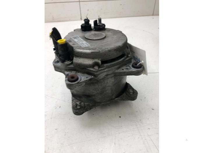 Begagnade Dynamo Porsche Cayenne II (92A) 4.2 S Diesel V8 32V Pris € 183,75 Marginaltabell erbjuds av Wessel Parts & Service B.V.