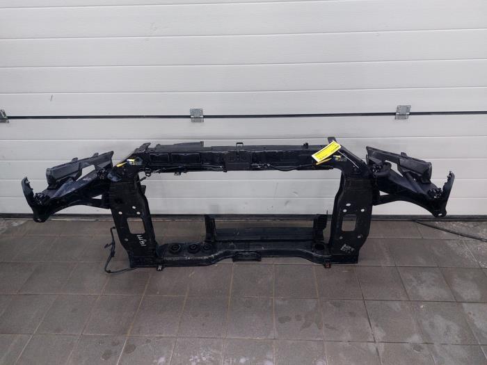Front panel from a Kia Sportage (QL) 1.6 CRDi 16V 136 2019