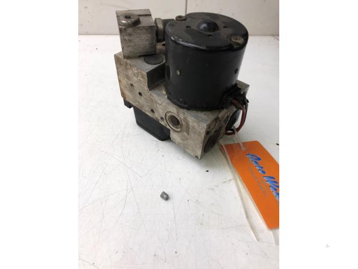 Usagé Bloc ABS Mercedes S (W220) Prix € 40,95 Règlement à la marge proposé par Wessel Parts & Service B.V.