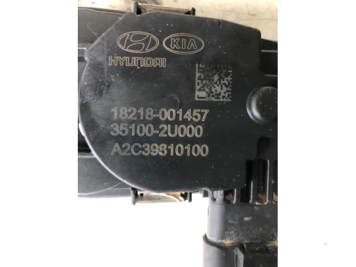 Drosselklappengehäuse van een Kia Sportage (QL) 1.6 CRDi 16V 116 2019