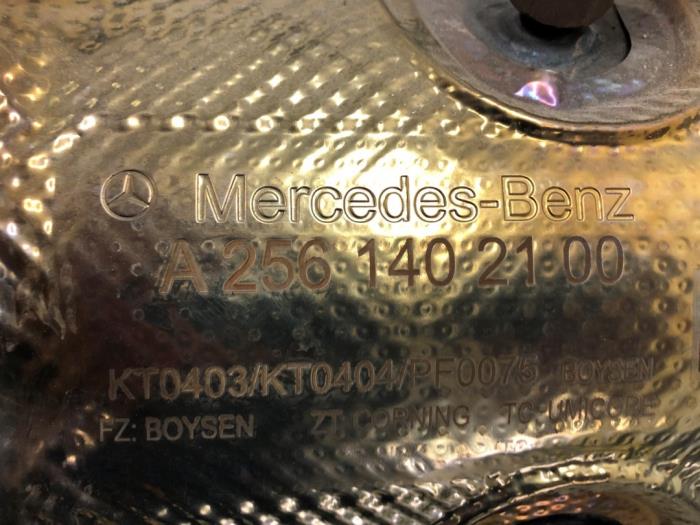 Catalyseur d'un Mercedes-AMG E AMG (R238) 3.0 E-53 AMG EQ Boost 24V 4-Matic+ 2019