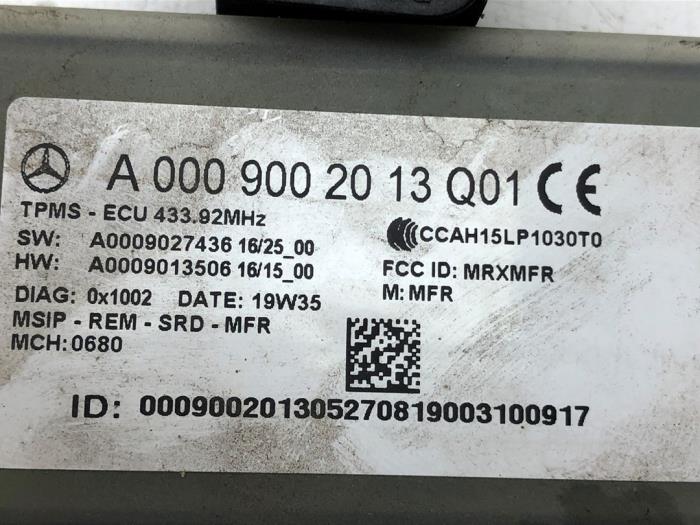 Begagnade Däcktrycksmodul Mercedes E AMG (R238) 3.0 E-53 AMG EQ Boost 24V 4-Matic+ Pris € 51,45 Marginaltabell erbjuds av Wessel Parts & Service B.V.
