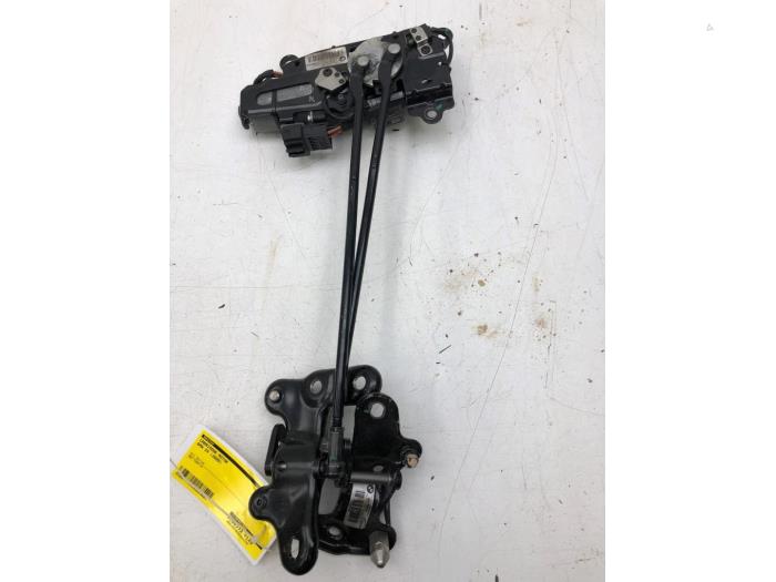 Używane Silnik dachu cabrio BMW Z4 Roadster (E89) sDrive 23i 2.5 24V Cena € 236,25 Procedura marży oferowane przez Wessel Parts & Service B.V.