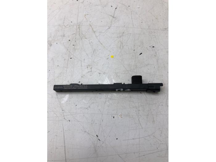 Używane Keyless Entry-Antena Opel Astra L (F3/FB/FM/FP) 1.2 Turbo 130 12V Cena € 30,45 Procedura marży oferowane przez Wessel Parts & Service B.V.